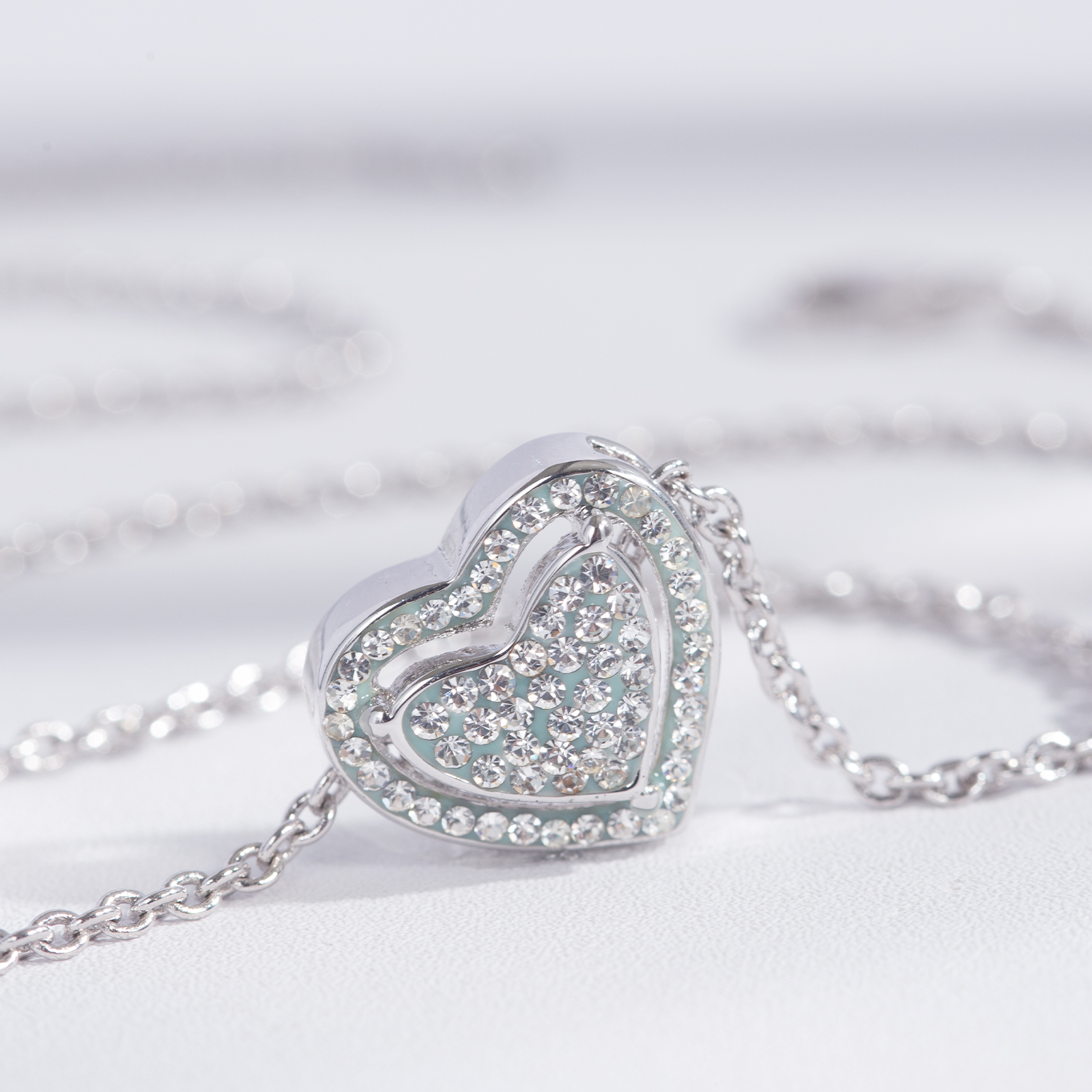 12.8x14mm heart shape crystal paved pendant brass chain necklace for women men