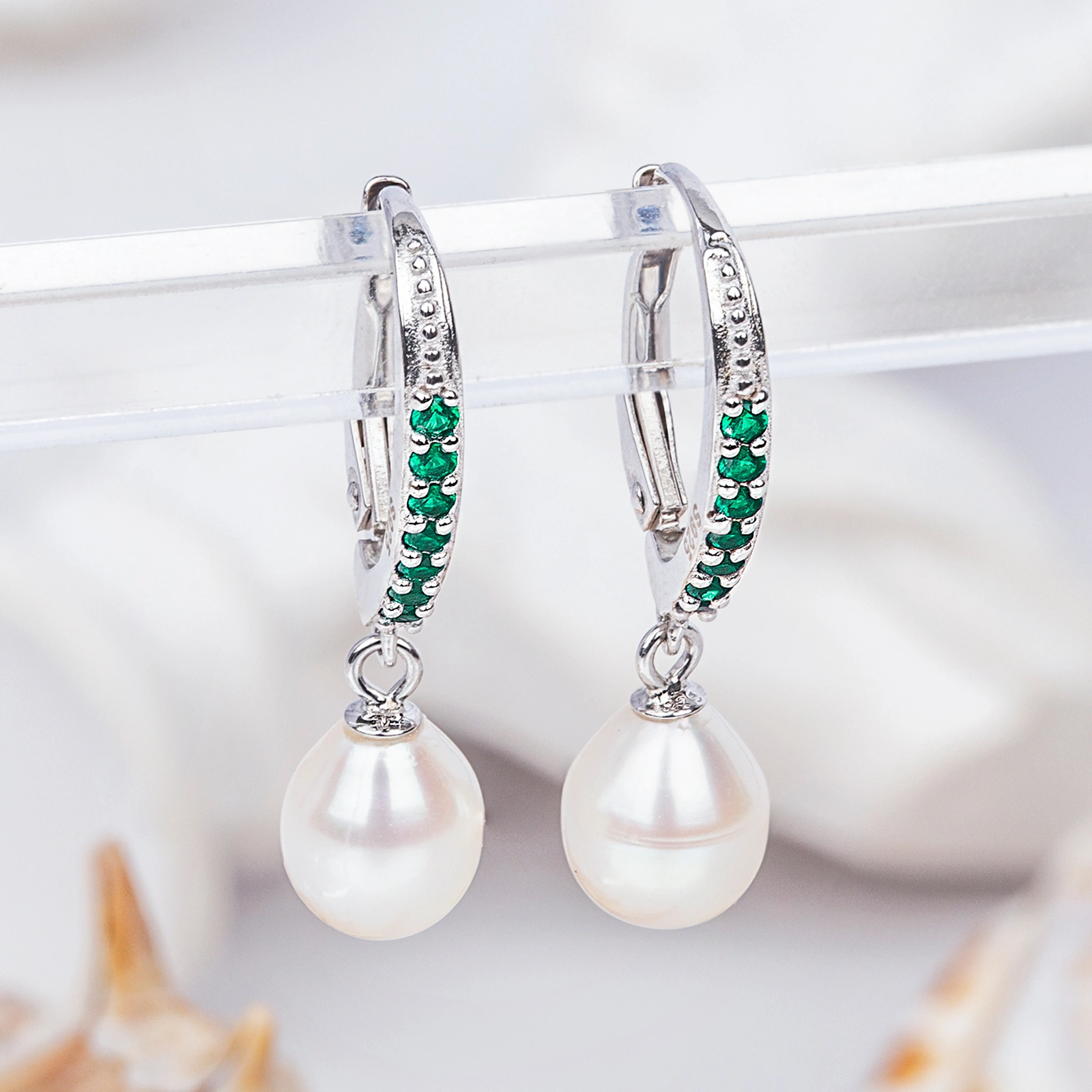 simple elegant silver leveback earrings with white oval shape freshwater pearl rhodium plated women jewelry