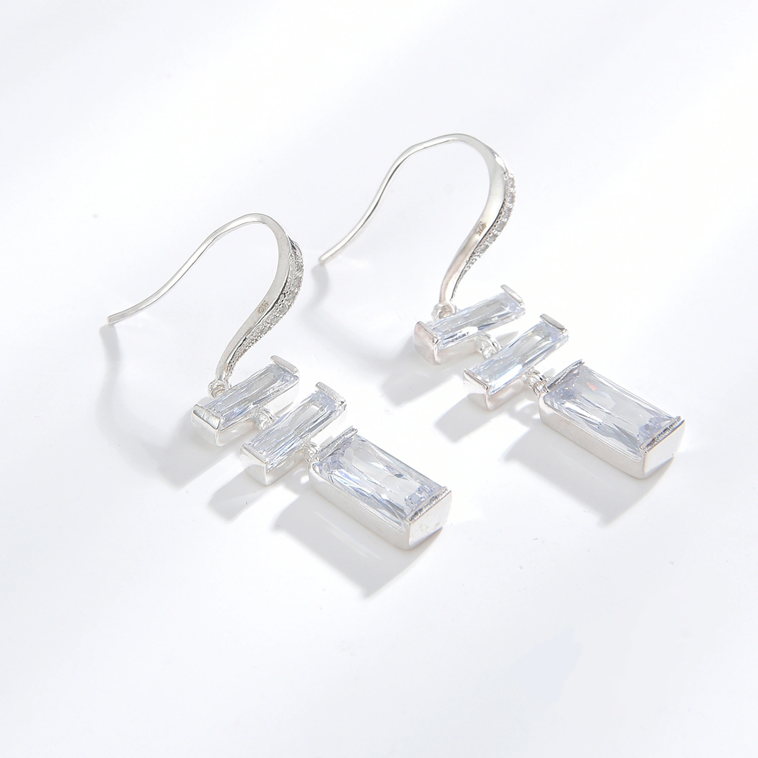 Handmade fashion white cz baguette with 925 sterling silver hook earring women girls jewelry gift