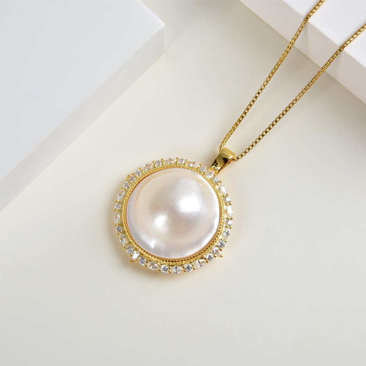 925 sterling silver necklace with mabe pearl pendant for women gold plated