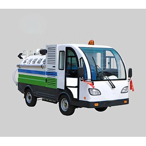 Suction sewage truck electric cleaning bus enclosed four wheeler