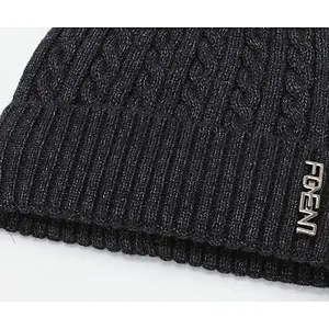 knit beanie cable