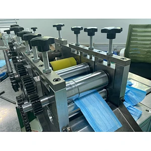 auto high speed medical disposable mask production machine