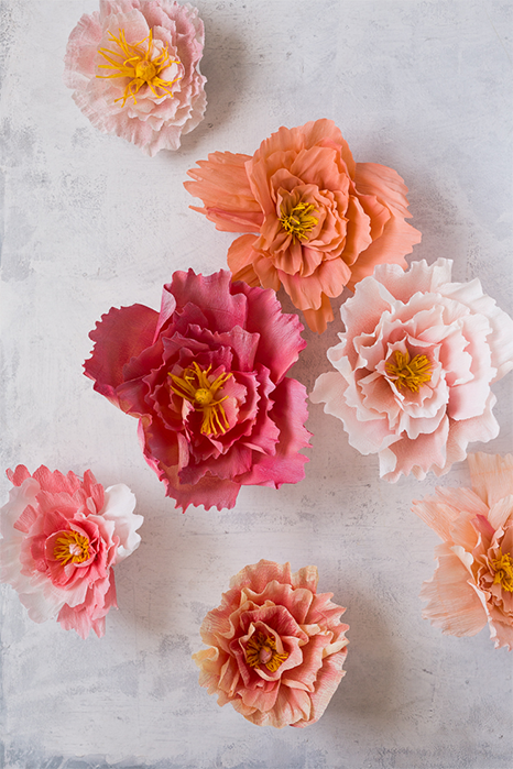  paper flowers in party decorations