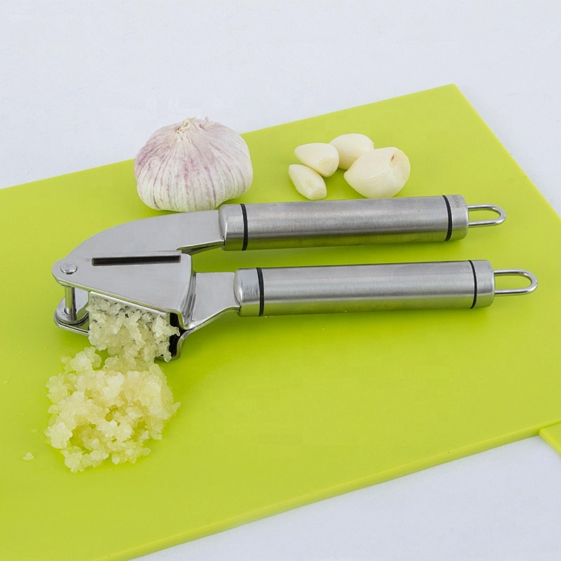 New high quality garlic press stainless steel garlic crusher metal manual garlic presser for kitchen