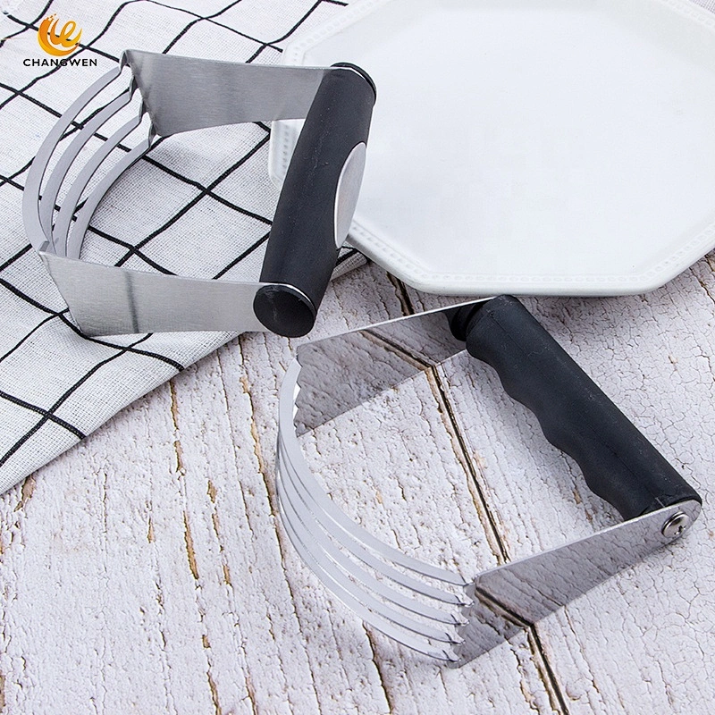Hot selling baking tool Dough Pastry Blender Stainless Steel 4 Blades Dough Blender with rubber non-slip handle