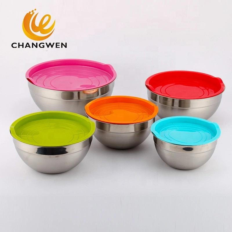 Stainless steel mixing bowls with silicone cover