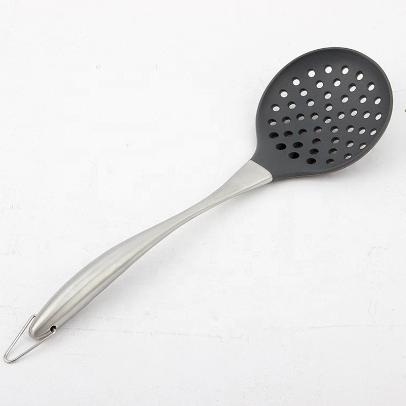 High Quality Wholesale 3 Pieces Silicone Kitchen Accessories for cooking