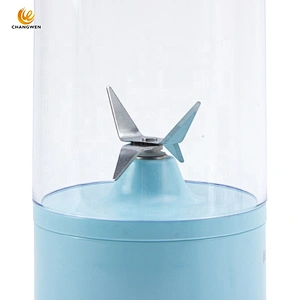 USB Portable electric smoothie blender Mini Personal Blender rechargeable Juicer Cup Travel Blender Juicer