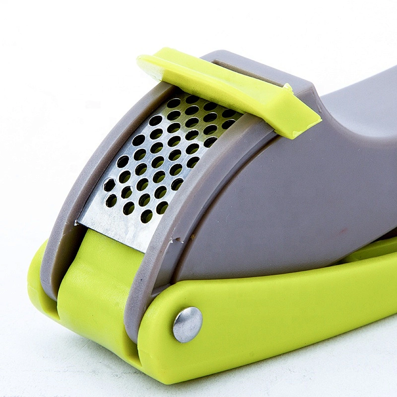 2020 Factory Price Kitchen Accessories Gadgets Plastic Material stainless steel Garlic Press