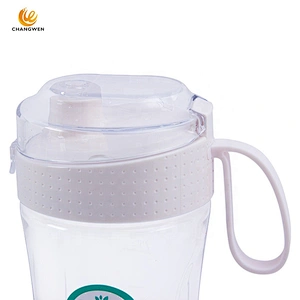 Wholesale 380ml USB Rechargeable electric 6 blades Fruit Blender portable juicer for travel