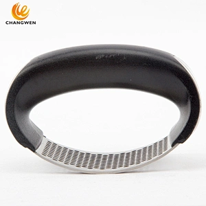 1pcs Stainless Steel Garlic Presses Manual Garlic Mincer Chopping Tools Curve Fruit Vegetable Tools Kitchen Gadgets