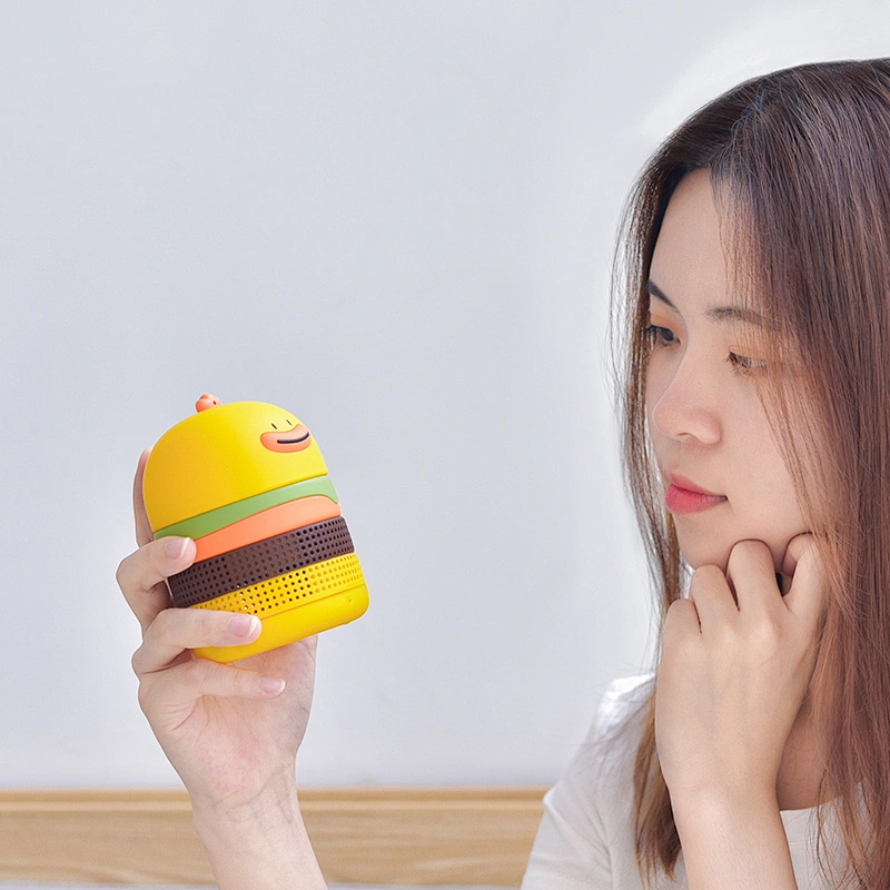 Big sound bass hamburger wireless speaker wireless portable  speaker with 1800mah rechargeable battery