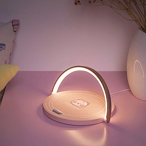 Winter High Quality New Design Rechargeable for Power Bank With Cute LED Lamp Fast Wireless Charges for QI Wireless Charger