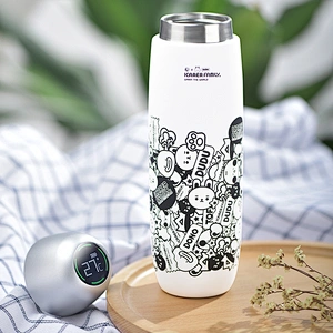 2020 ICARER New arrivals Portable Cooling White Cup Lovely  Water Bottle with LED Temperature Display for Refrigeration Cup