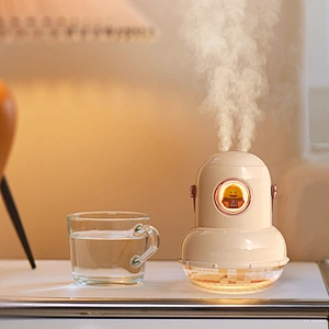ICARER FAMILY  Cool Mist Humidifier Cute and Versatile for Household and Outdoor Use Mini Humidifier