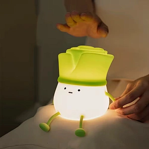 Onion Shape Cute Animal Kids Gift Desk Tap Pat Control Led Rechargeable Battery Warm Kids Night Light for Bedroom Decor