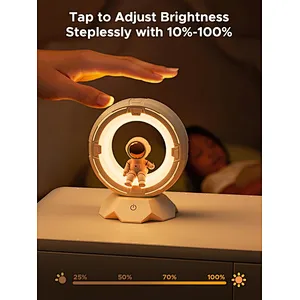 Children's Night Light Lamp Space Astronaut Night Light Creative Silicone LED Lamp for Home and Office Decor