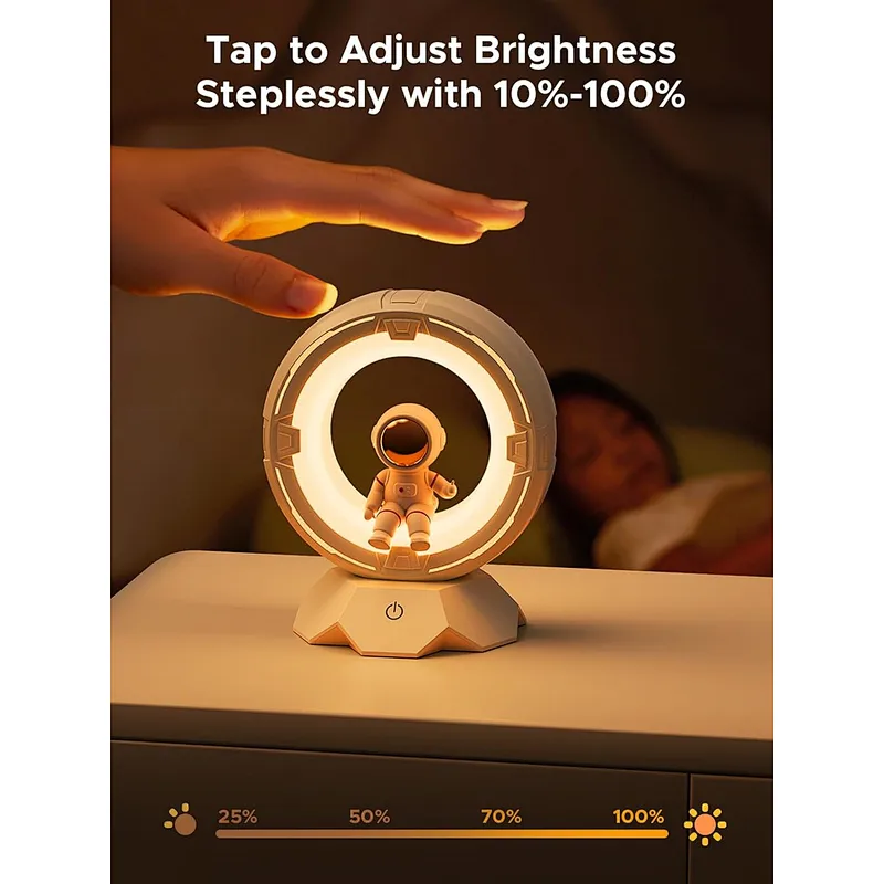 Children's Night Light Lamp Space Astronaut Night Light Creative Silicone LED Lamp for Home and Office Decor