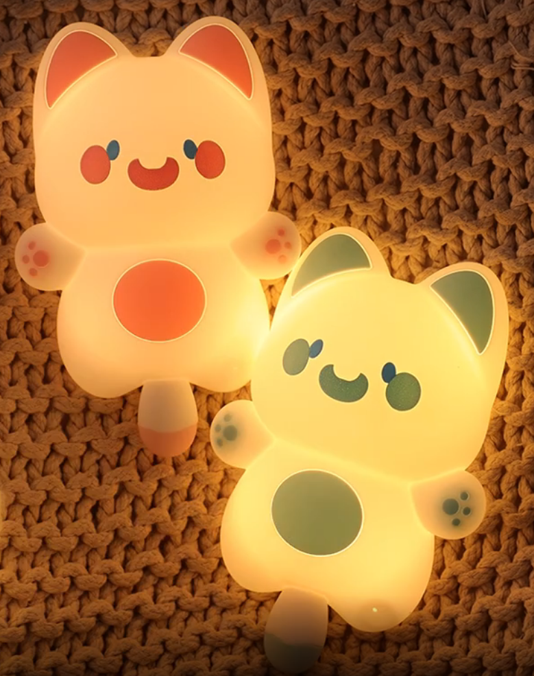 Cat Shaped Cute Gift LED Night Light for Kids Modern Design Mini Sensor Silicone Lamp Desk Bedside Table USB Night Light