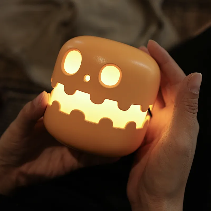 Halloween Gifts for Kids Portable Decorative Lighting Pumpkin Lantern Night Light Home Decoration Holiday Gift