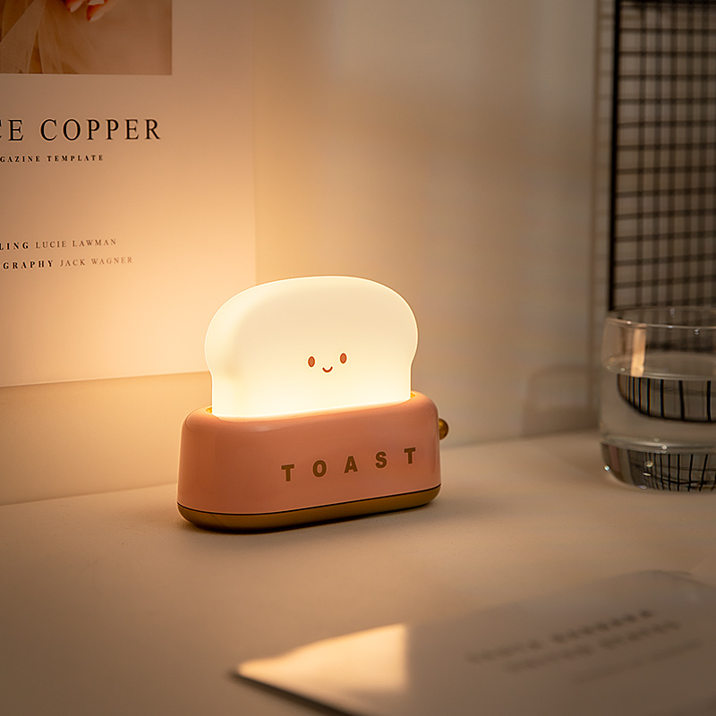ICARER FAMILY Modern & Cute Mini LED Night Light Rechargeable USB Powered Silicone Bread Maker Shape Bedroom Room PC Material