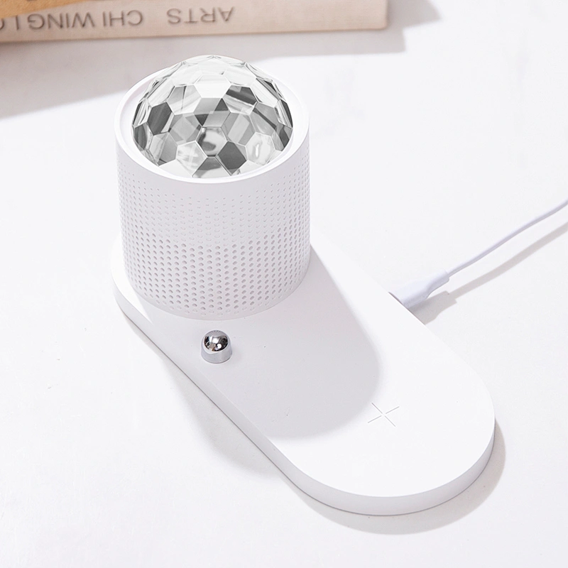 ICARER FAMILY Usb Night Light LED 10W 15W Fast Wireless Charger with Cute Night Light
