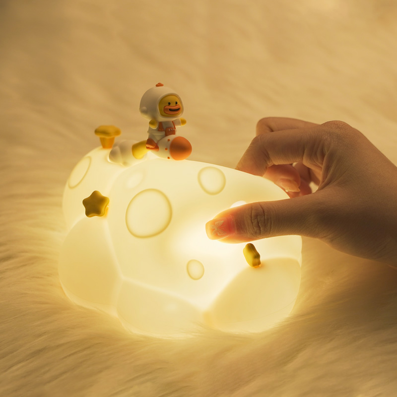 ICARER FAMILY Kids Night Light Cute Duck Shape Glass ABS Material Warm Color Touch Control Customizable Product Bedroom Use