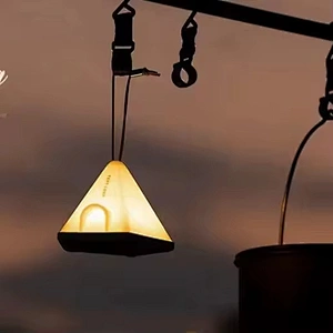 Rechargeable Kids Night Light Warm Color Silicone Table Lamps for Bedroom Use Touch Control Silicone Material Light