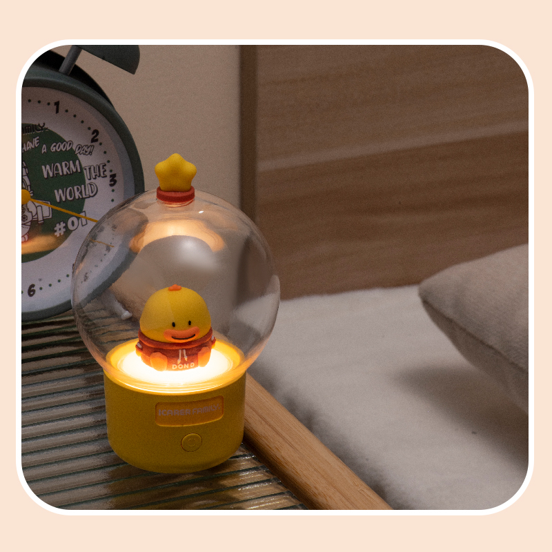 ICARER FAMILY Mini Battery Rechargeable Night Light With Sensor Design Cute Night Light for Home Decor