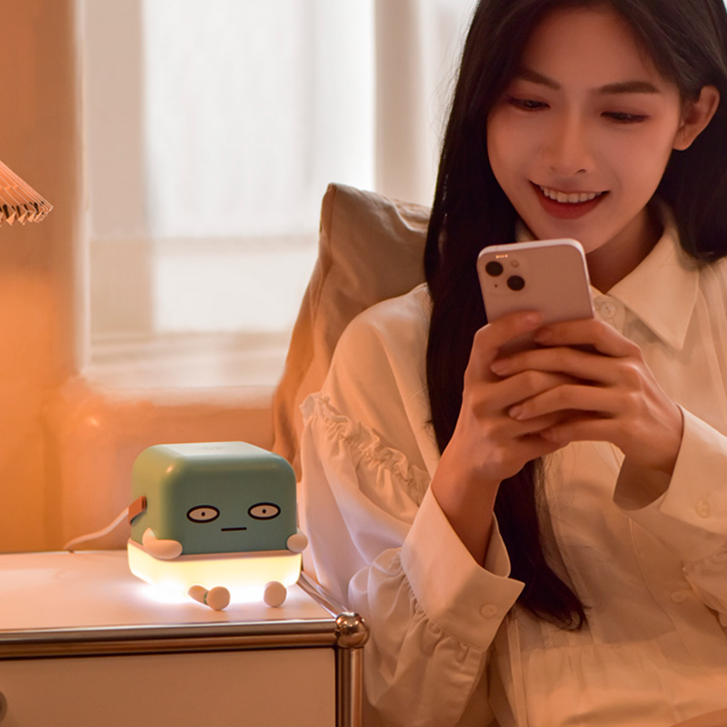 ICARER FAMILY Rechargeable Mini LED Night Light ABS Material for Bedroom Application for Outside Use