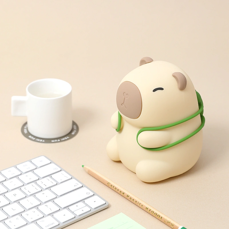 Cute Modern Capybara LED RGB Table Lamp USB Rechargeable Silicone Mini Bed/Room Decor Battery Powered