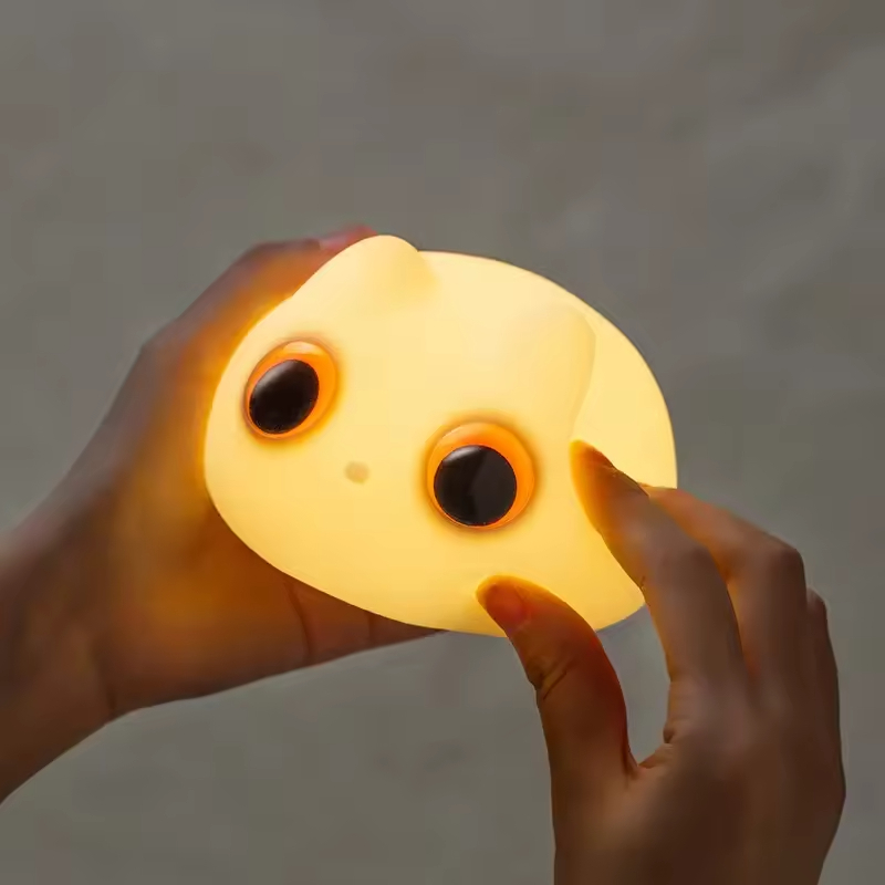 Silicone Cat Night Light  Soft Glow USB LED Lamp for Home and Gift Ideas