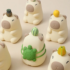 Smart Night Light Capybara LED Night Light Touch Control USB Powered Middle Sized Silicone Lamp for Kids