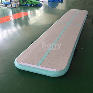Small Home Use Gymnastic Training Inflatable Jumping Mat Mint Green 5m Air Floor Track For Gym