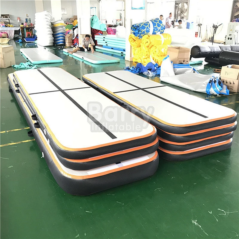 Wholesale price  discount Christmas kids gift inflatable tumbling air track  25 ft or custom made