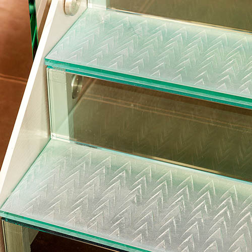 anti slip laminated glass for stair treads-szgbuilding