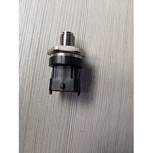 OEM 0281002788 50 01 853 014 Auto Parts Fuel Rail Pressure Sensor for BMW E38 E39 Vauxhall Omega B Renault Trucks