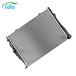 1711 7559273 High Quality Auto Cooling System Aluminium Radiator for Bmw 1 E81 2006-2011