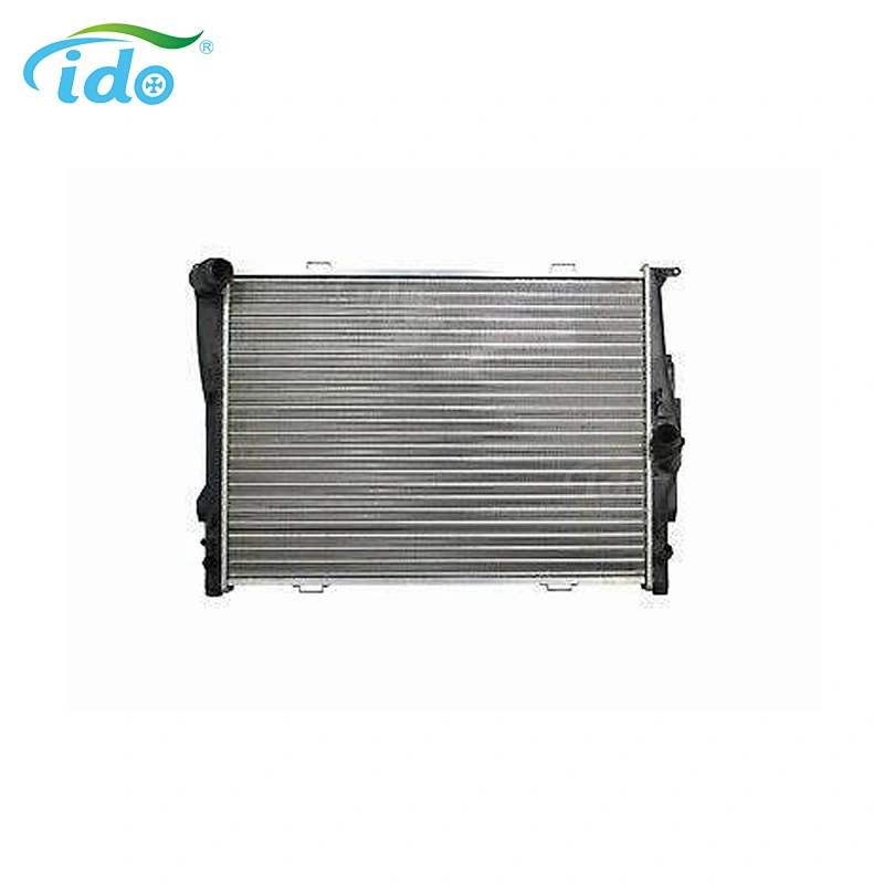 1711 7559273 High Quality Auto Cooling System Aluminium Radiator for Bmw 1 E81 2006-2011