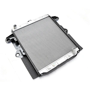 16400-17400 Manufacturers Wholesale Auto Parts Radiator for Toyota Land Cruiser 100