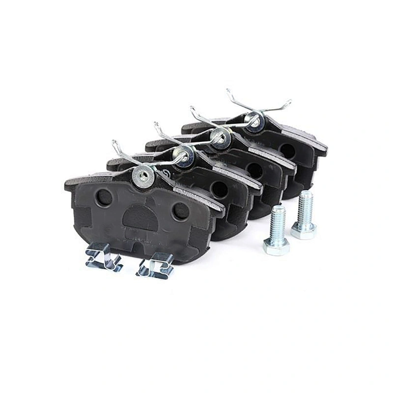 M620770 3345678  M850978  MN125772 Car Brake Pad for Mitsubishi SPACE STAR MPV 98-04