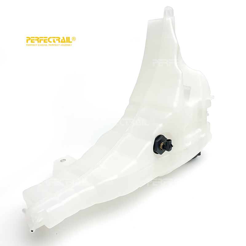 A0525263005 Car Parts Engine Radiator Coolant Reservoir Expansion Tank for Freightliner Cascadia 2008-2013