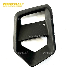 PERFECTRAIL G1EY-15A298-A G1EY-15A299-A Auto Parts Fog Light Lamp Bezel Bracket Cover For Ford Focus 1803911 1803910