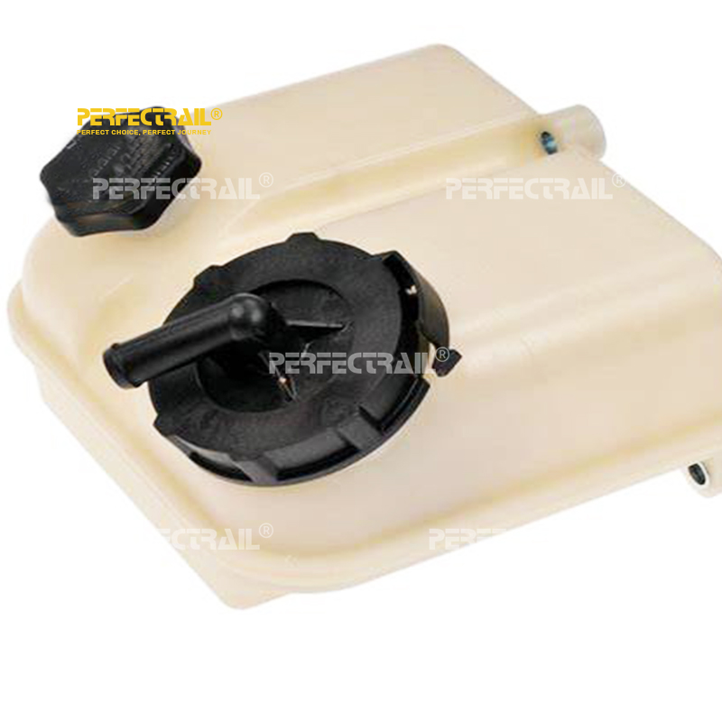 PERFECTRAIL A1414796003  A1419133000 Car Auto Parts Expansion Tank With Cap for FREIGHTLINER M2 1122008-2014