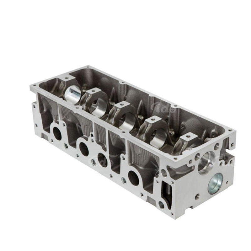 7701472681 7701472170 Auto Engine Cylinder Head for Renault Clio III for Renault Logan for Nissan Trucks