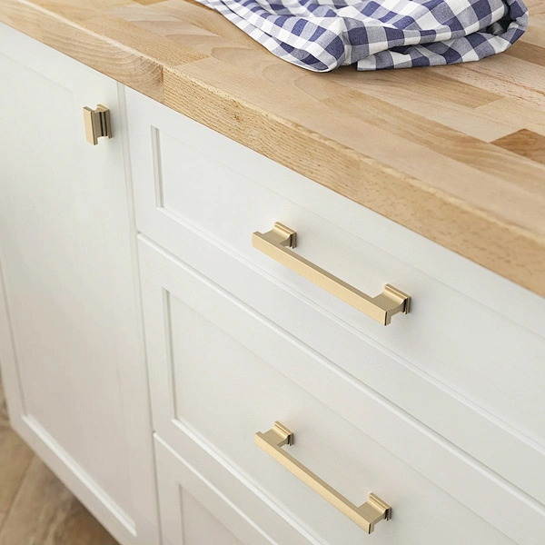modern cabinet pulls