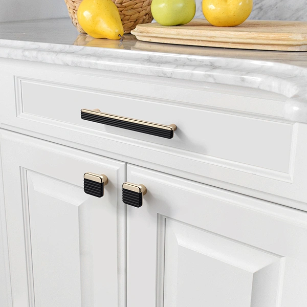 cabinet handle and knobs