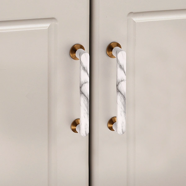 drawer pull hardware