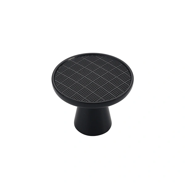knobs pulls